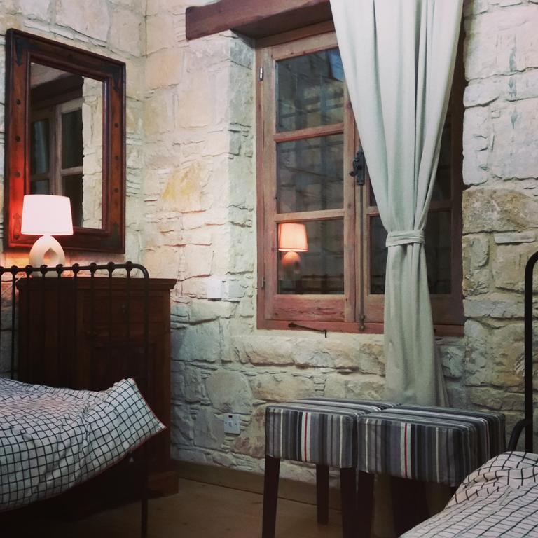 Lofou Traditional Stone House エクステリア 写真