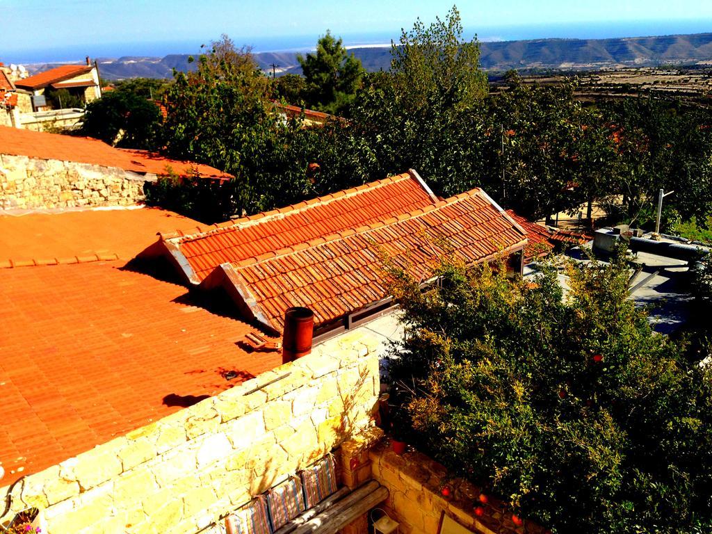 Lofou Traditional Stone House エクステリア 写真