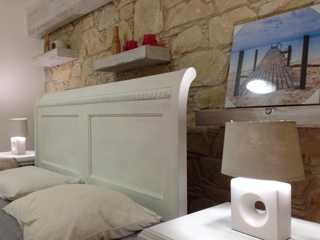 Lofou Traditional Stone House 部屋 写真